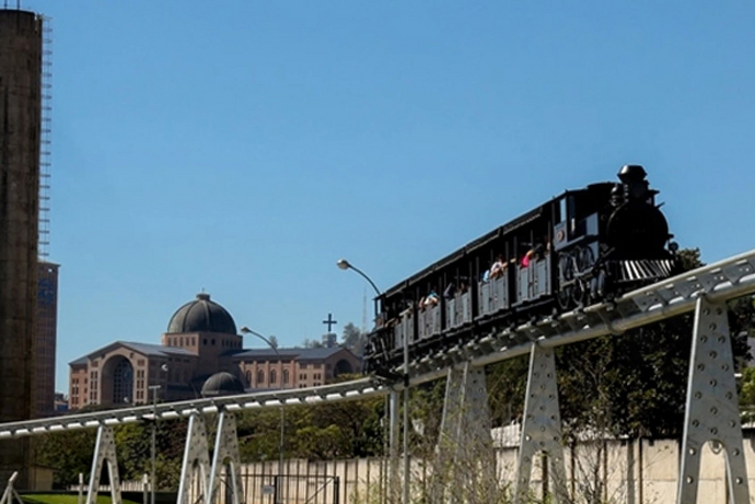 VAHLE electrifica un tren de peregrinos en Brasil