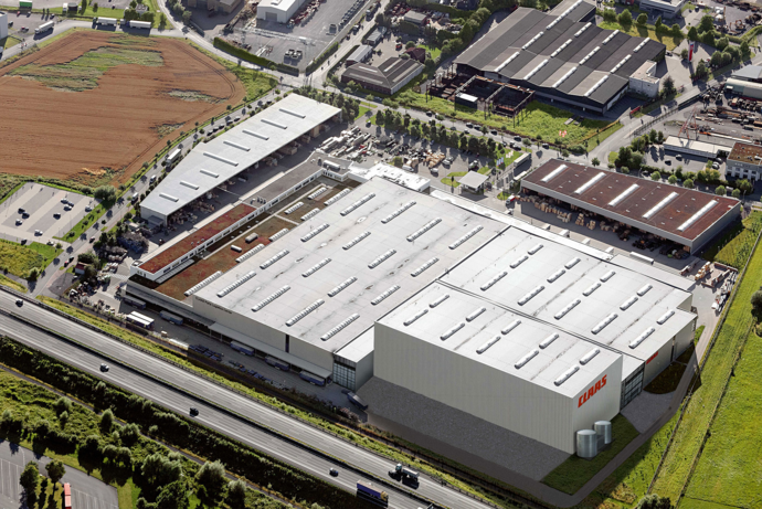 El nuevo almacén totalmente automatizado de CLAAS Service and Parts GmbH está en funcionamiento desde diciembre de 2019. (Imagen: CLAAS)