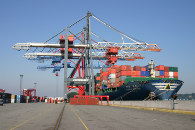 VAHLE STS crane Port Technology
